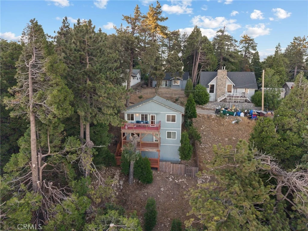 Photo of 23377 Crestview