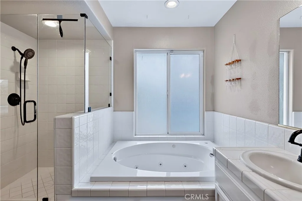 Photo of 724 Robin Drive