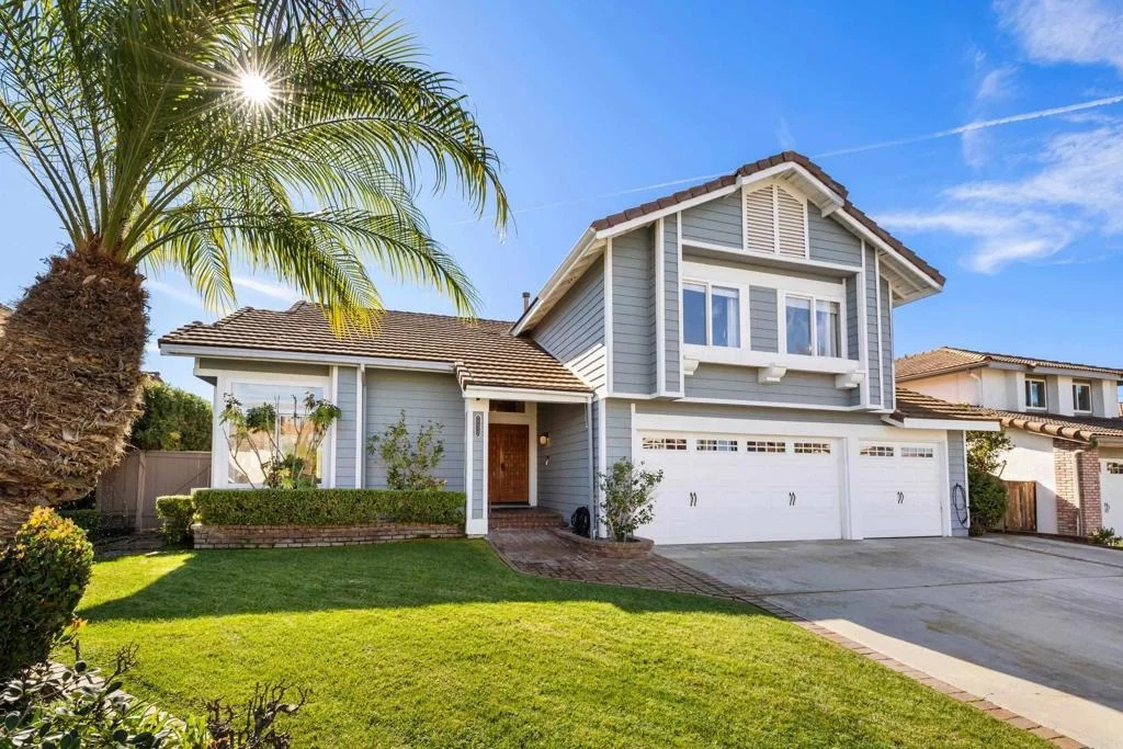 Photo of 2072 Wandering Road