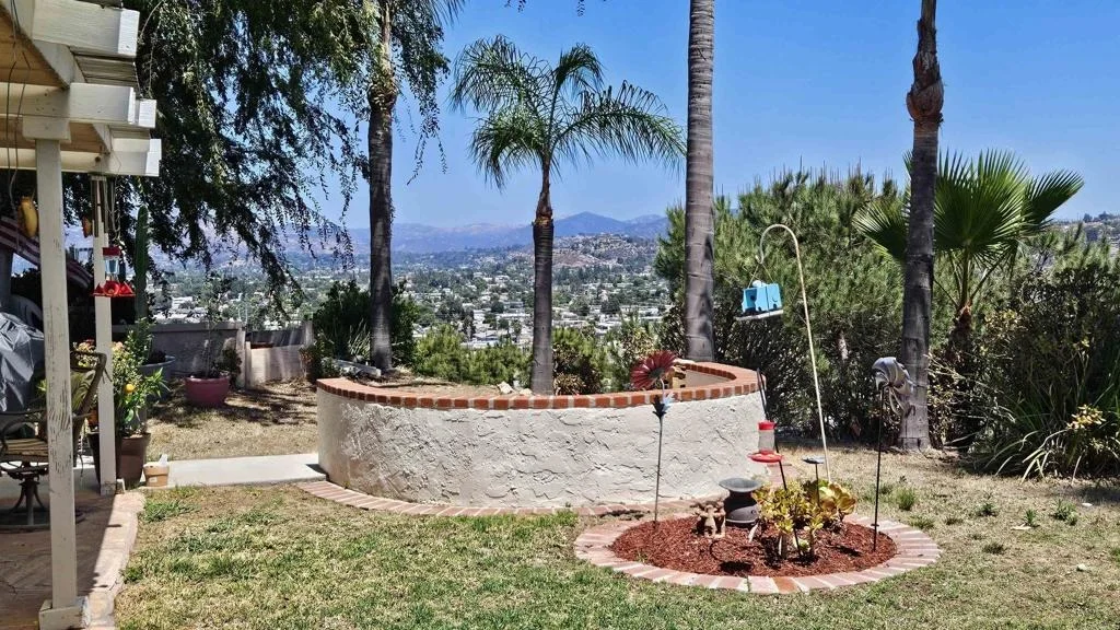 Photo of 1235 El Mio Drive