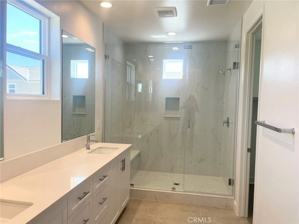 Photo of 523 Tracy Place