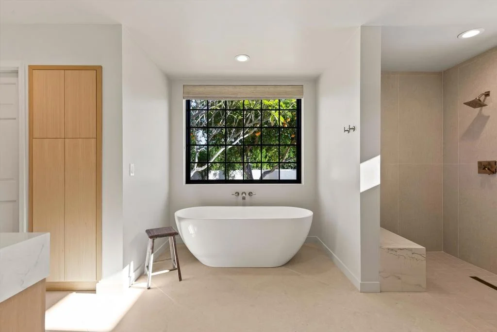 Photo of 45580 Williams Road