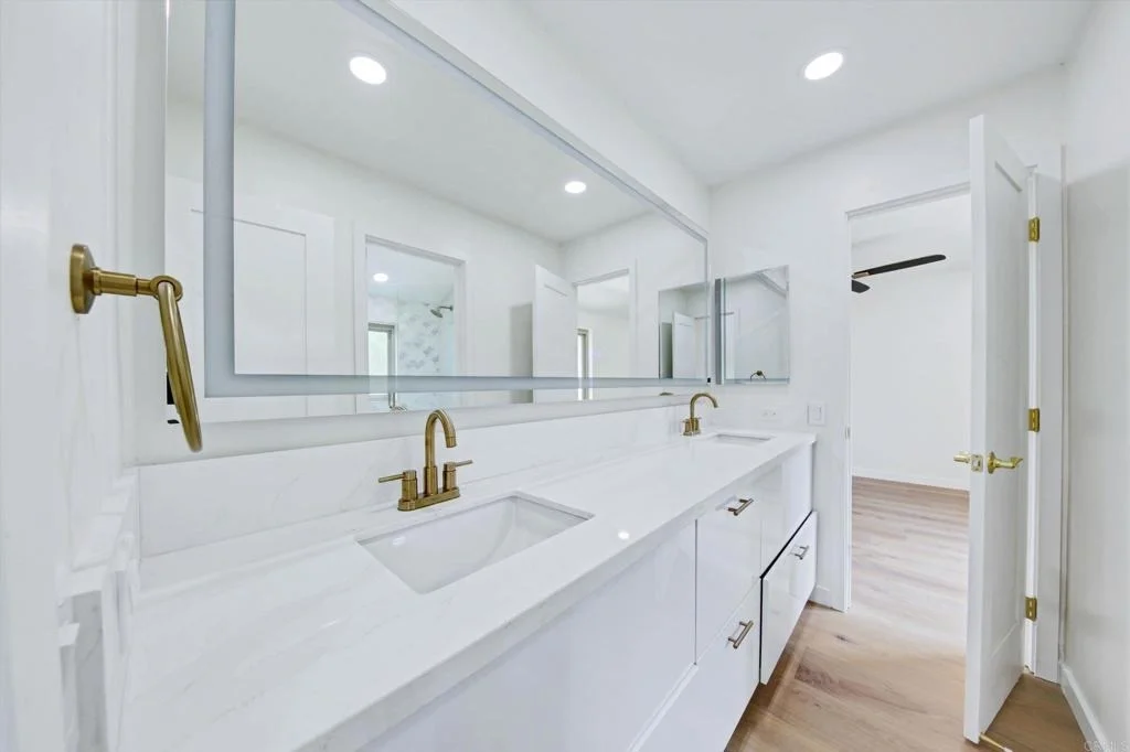 Photo of 5850 Menorca Drive