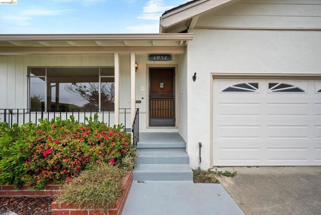 Photo of 4054 Milton Ave