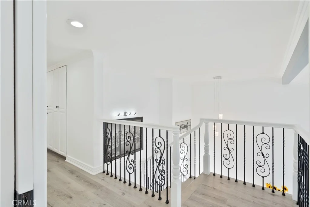 Photo of 2355 Peninsula