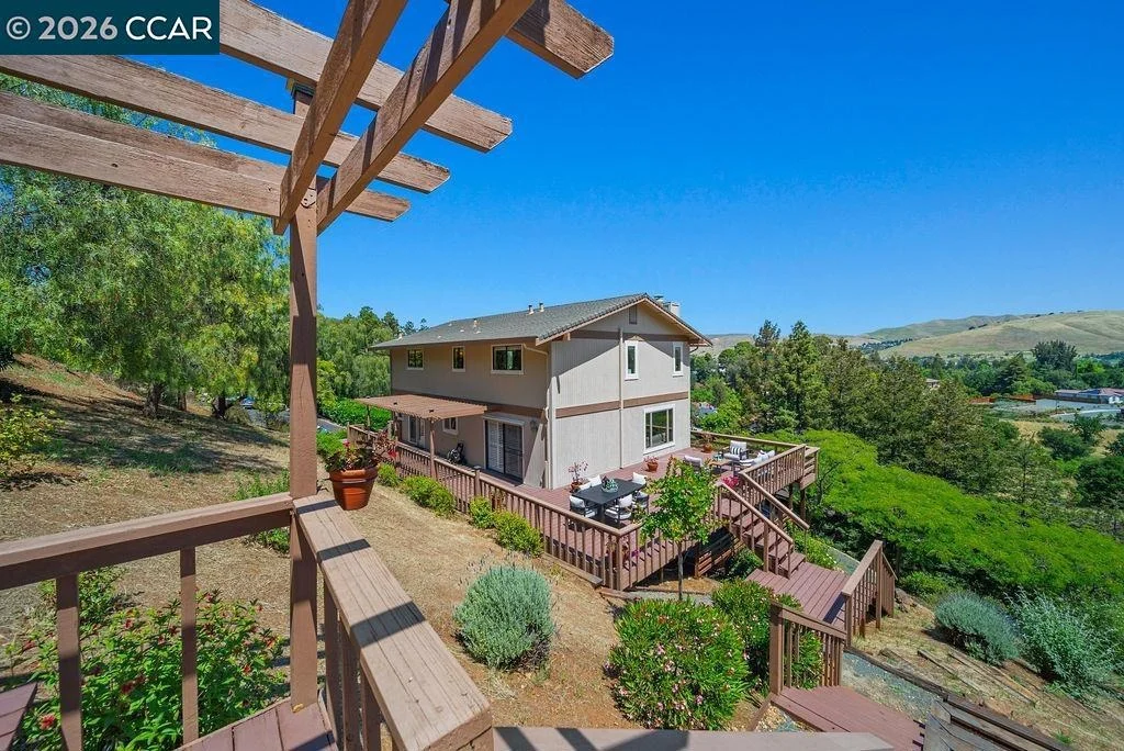 Photo of 5787 Lewis Way