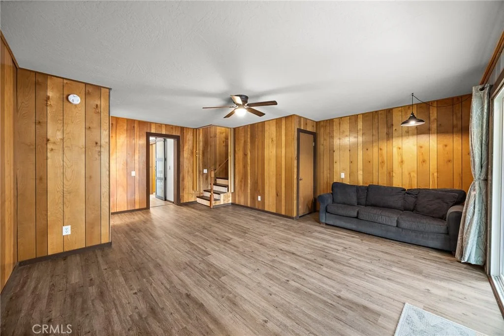 Photo of 23376 Crestline Road