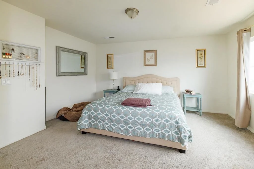 Photo of 2402 Barbara Street