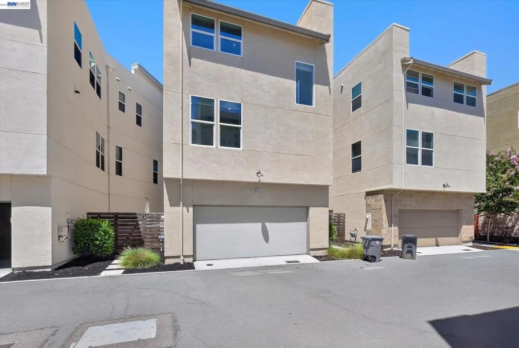 Photo of 5856 Nugget Way