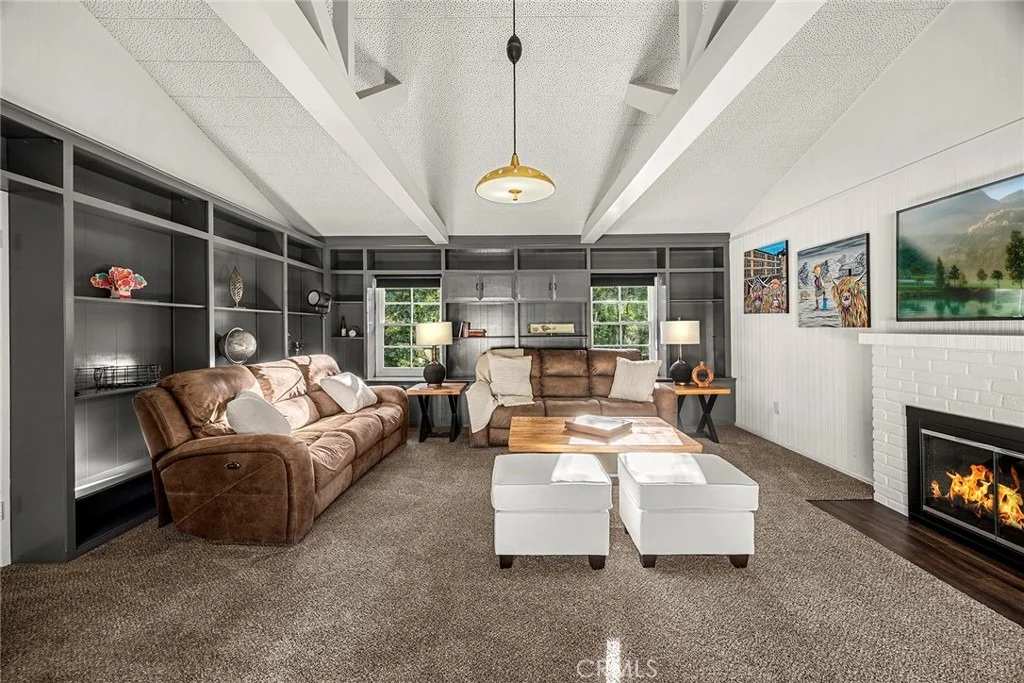 Photo of 136 Miramonte Drive