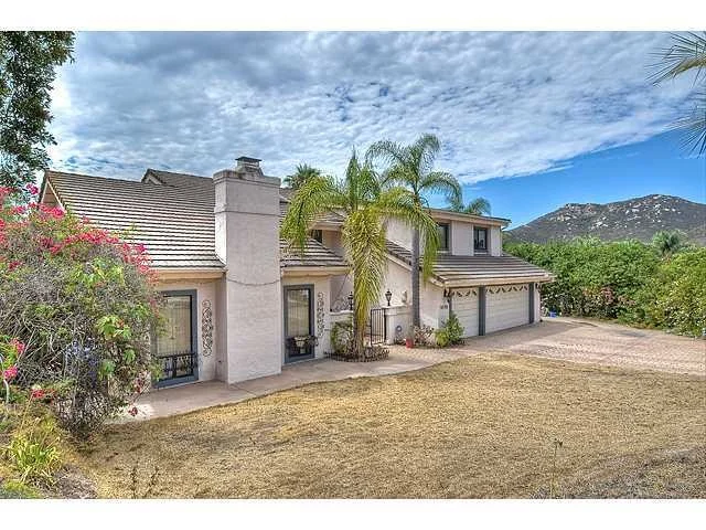 Photo of 13723 Vista Poniente Drive