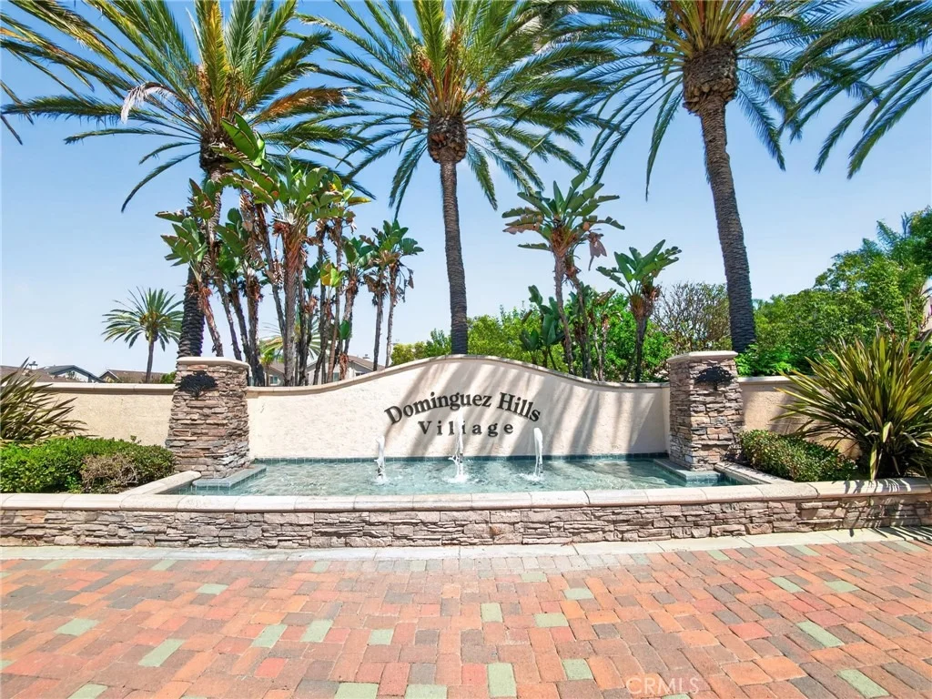 Photo of 1208 Date Palm
