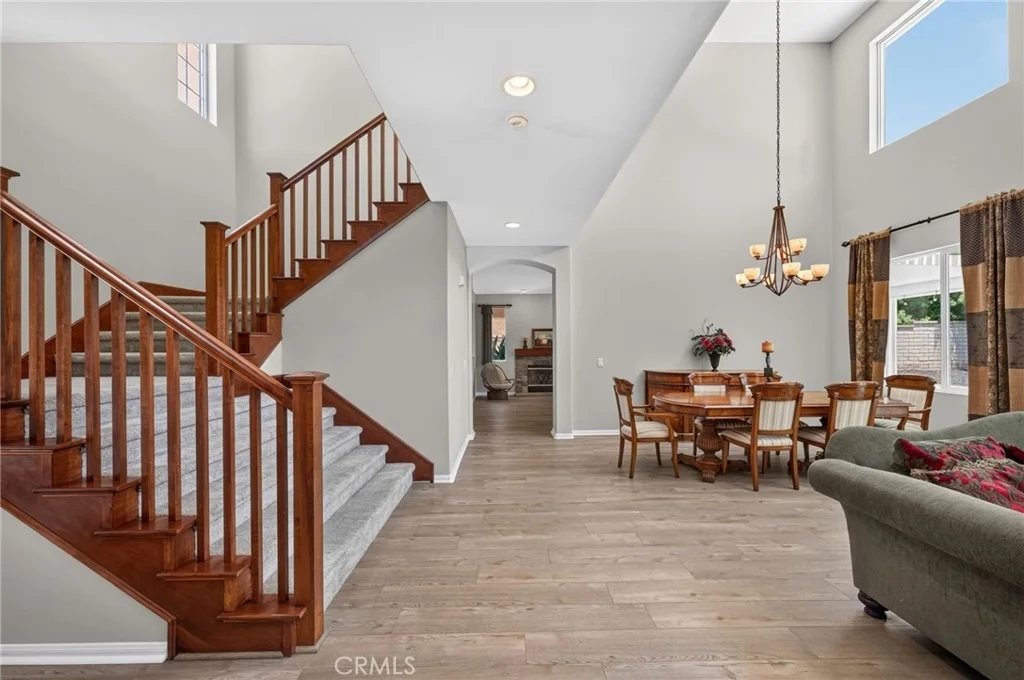Photo of 2332 Douglaston
