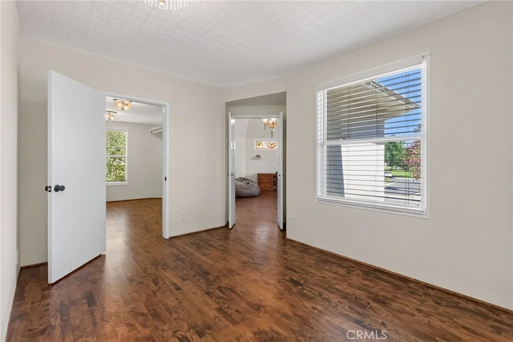 Photo of 2732 Mary Street
