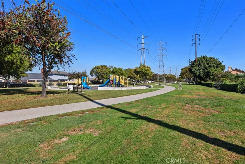 Photo of 4641 Sharon