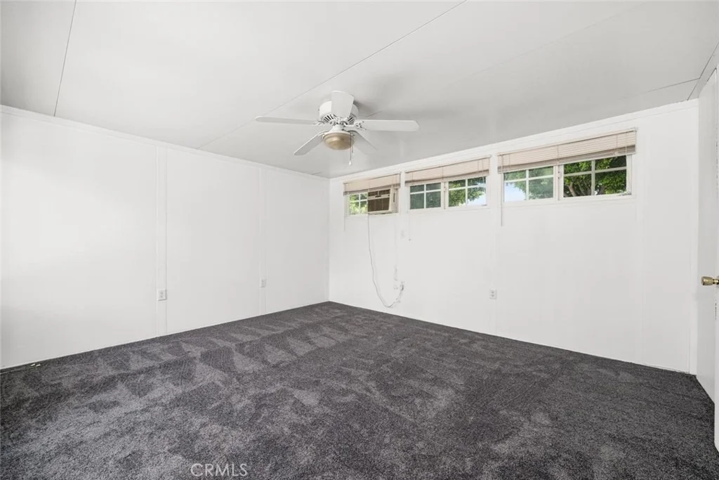 Photo of 1238 N Studebaker