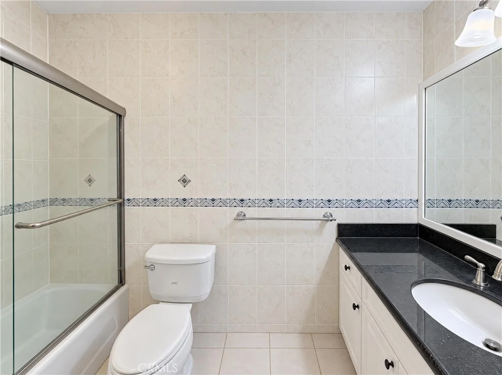 Photo of 1042 Whispering Oaks