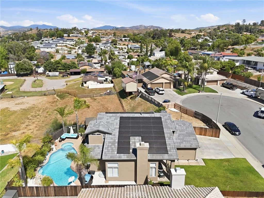 Photo of 12184 Knoll Crest