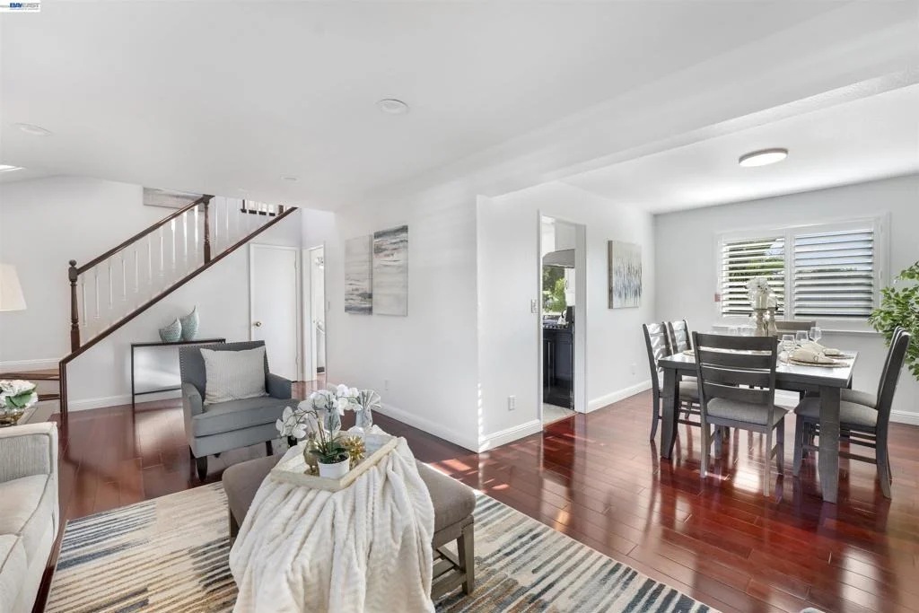 Photo of 5333 Creek Est