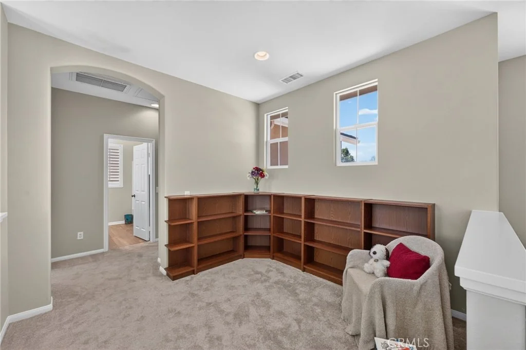 Photo of 2332 Douglaston