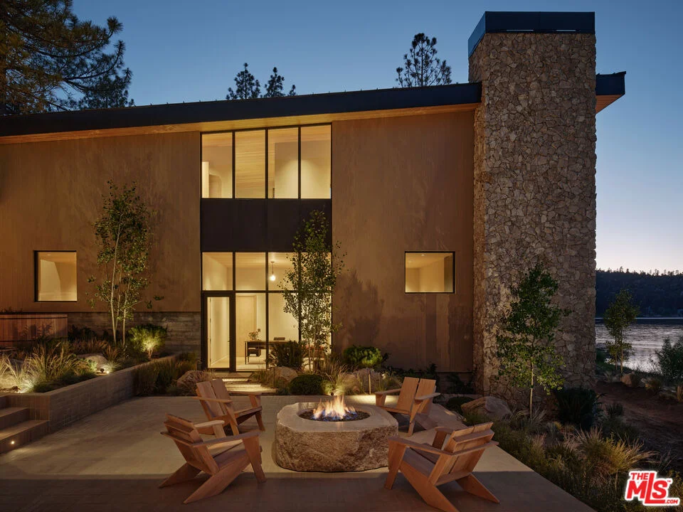 Photo of 39224 Waterview Drive