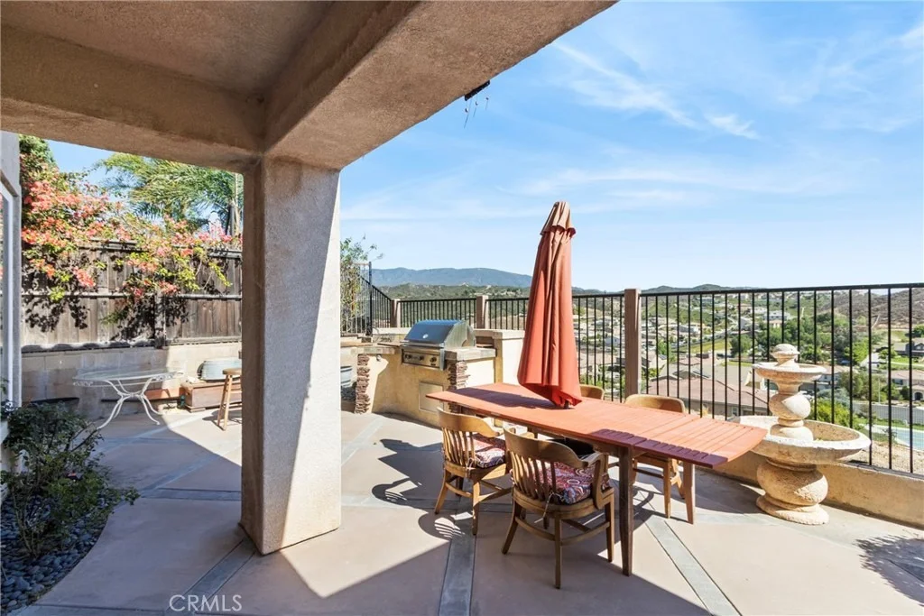 Photo of 33019 Anasazi Street