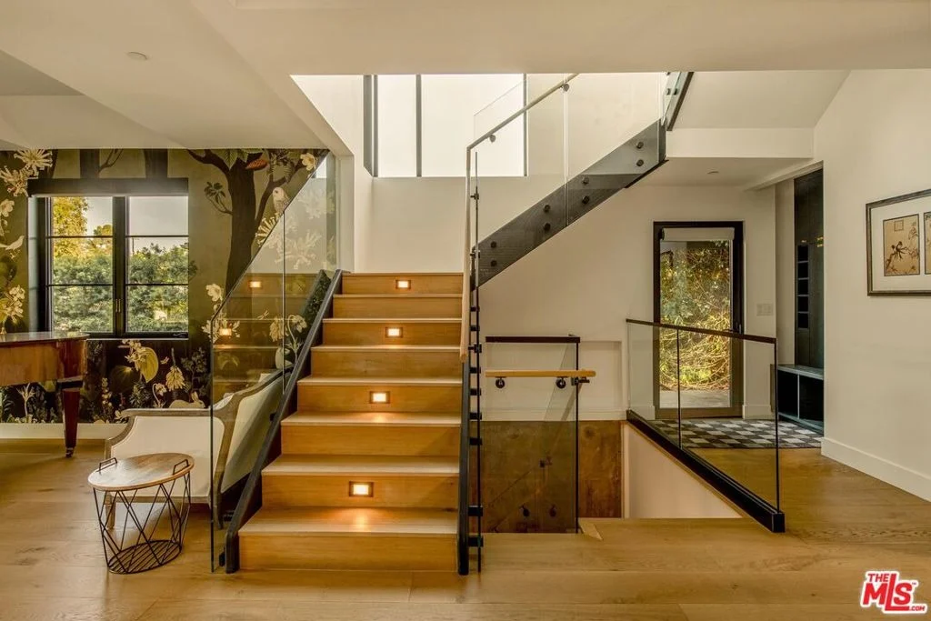 Photo of 231 S Orchard Drive