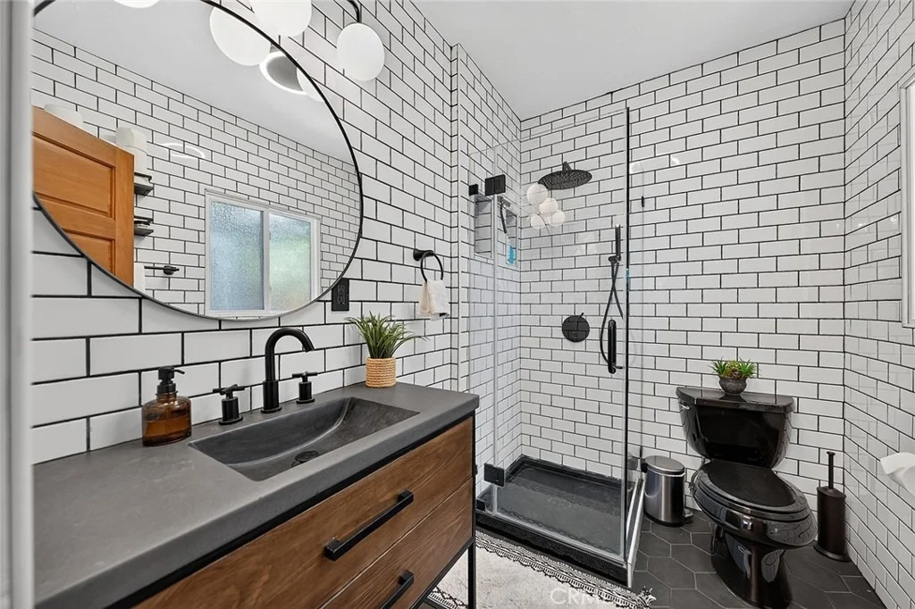 Photo of 523 Olive
