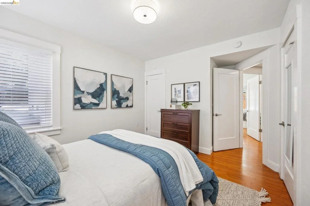 Photo of Unit 2 at 1767 Euclid Ave