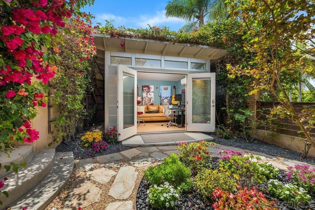 Photo of 2171 Del Mar Heights Rd