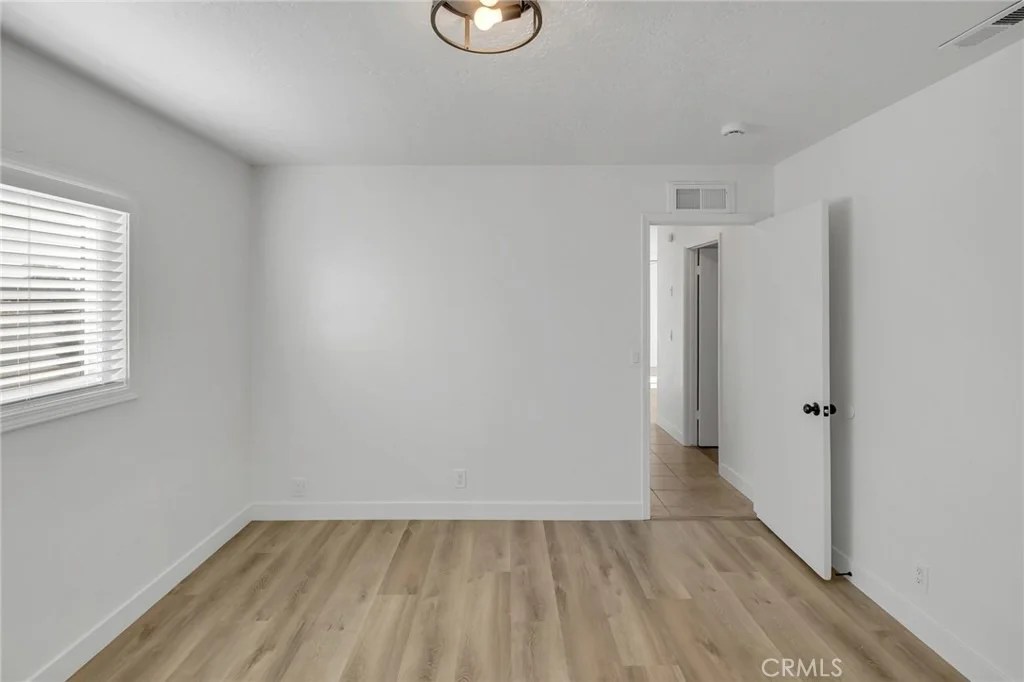 Photo of 10690 Cypress
