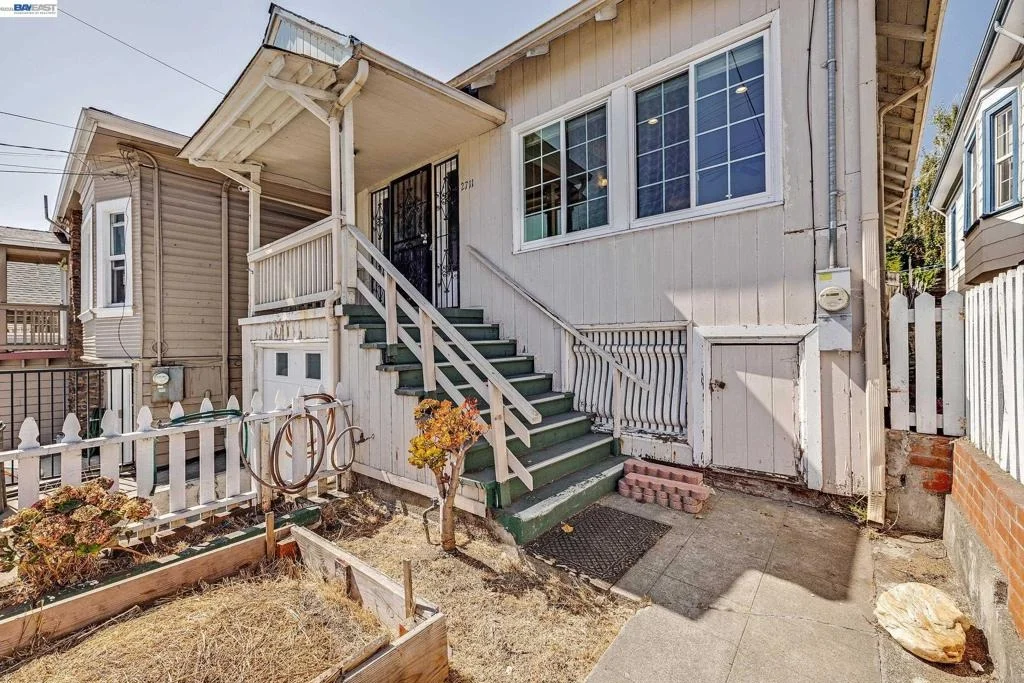 Photo of 2711 13Th Ave