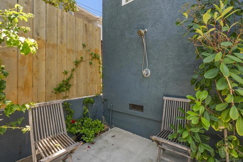 Photo of 5409 Redland Dr.