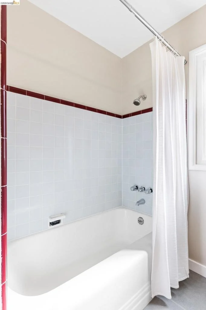 Photo of 7232 Lincoln Ave