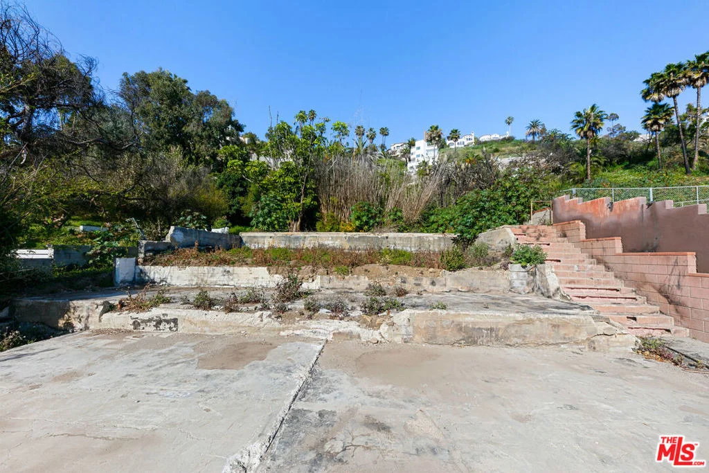 Photo of 21443 Pacific Coast Highway