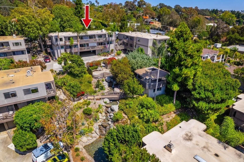Photo of Unit 2 at 155 Rosebay Dr