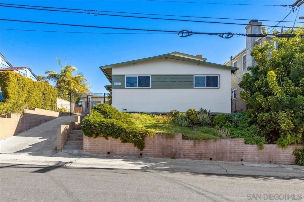 Photo of 4711 Austin