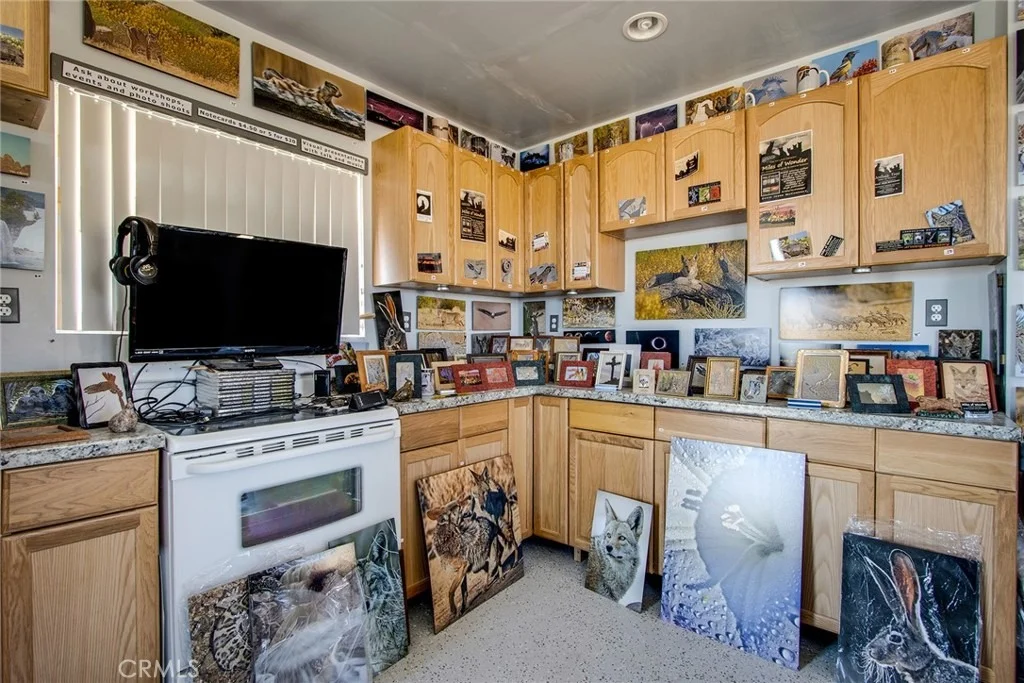 Photo of 8421 Sunset Road