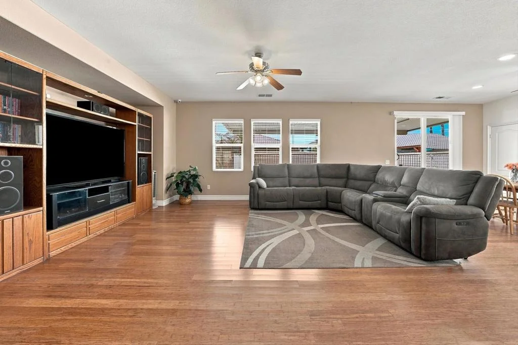 Photo of 41367 Farmer Court