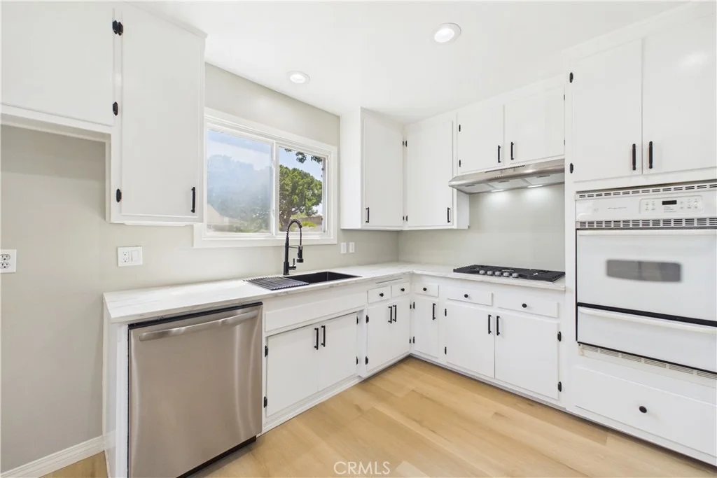 Photo of 1902 Lees Avenue