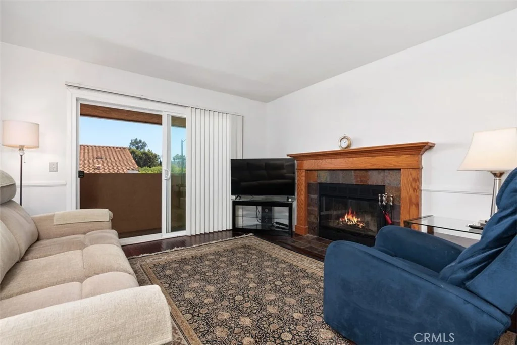 Photo of Unit 13 at 31909 Del Cielo Este