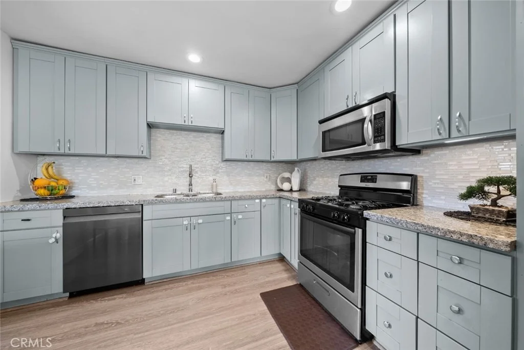 Photo of 1411 Broadway Place