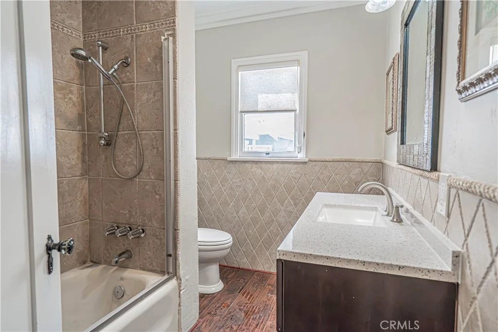 Photo of 4578 Merrill
