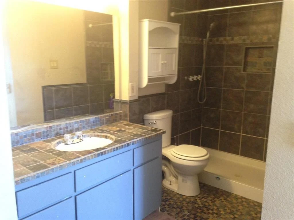 Photo of 304 Riverview Way