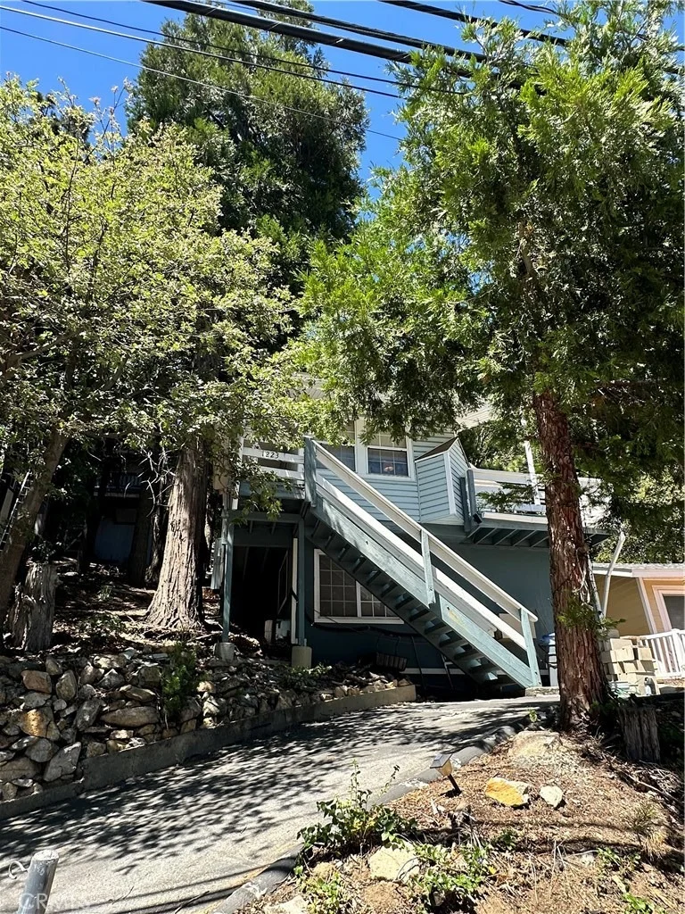 Photo of 1223 Bear Springs