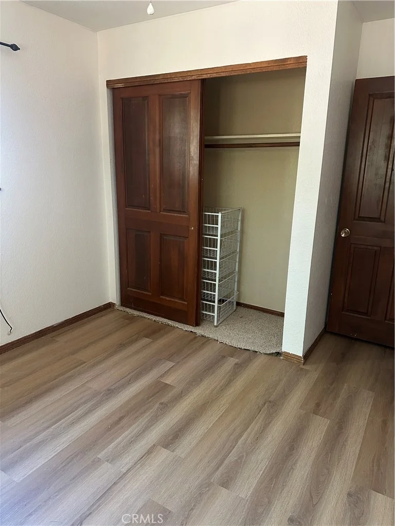 Photo of 2359 Oak