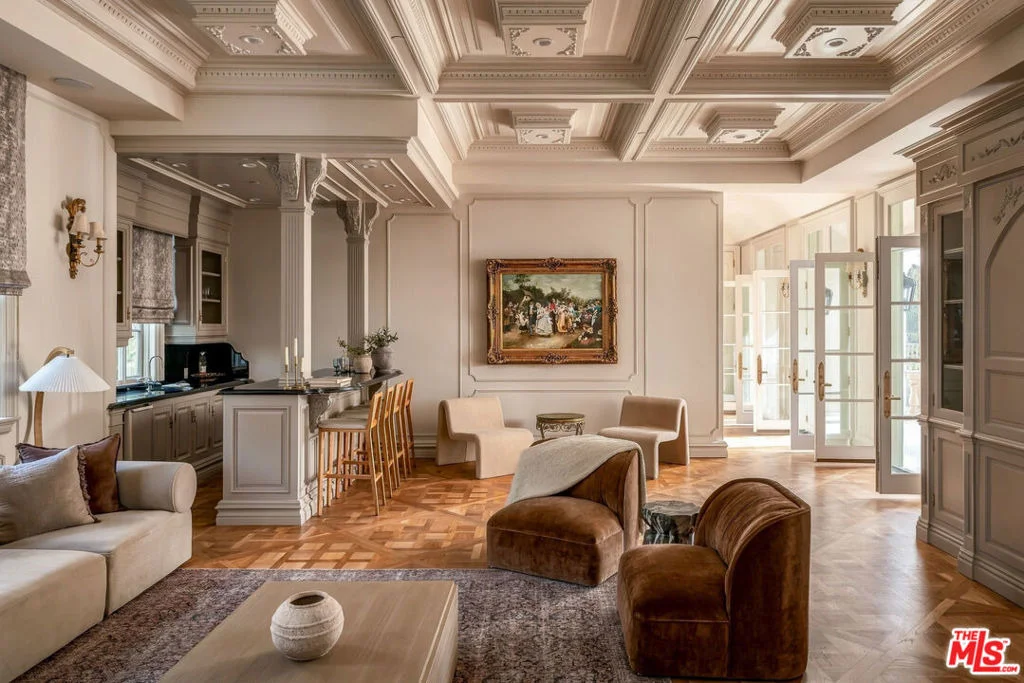Photo of 628 N Rodeo Drive