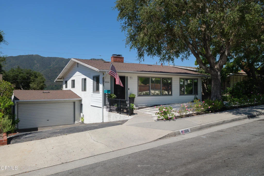 Photo of 3526 Fairchild Street