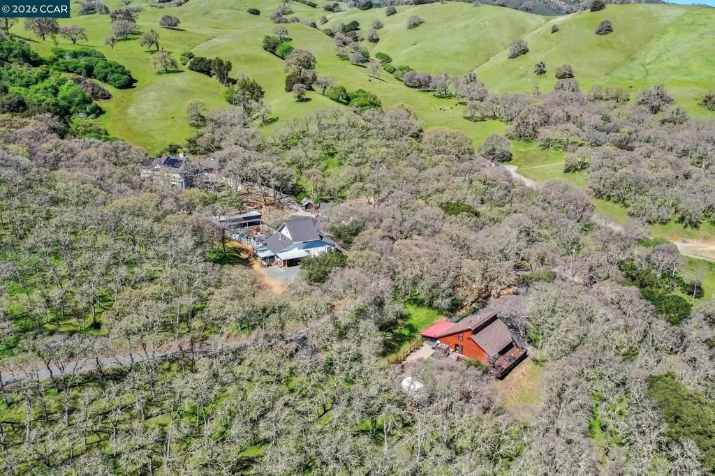 Photo of 2000 Curry Canyon Rd