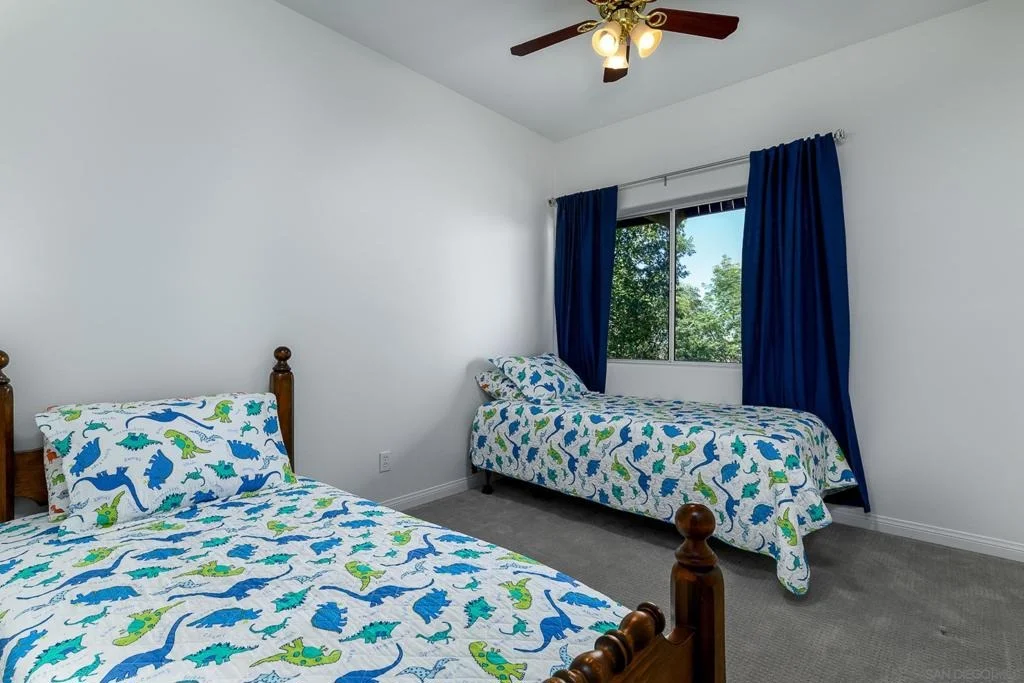 Photo of 1577 Oak Land